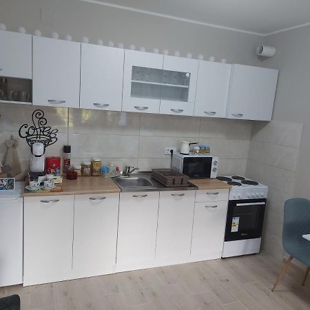 # Espresso 2 Apartman Sa Garazom Sremska Mitrovica Exteriér fotografie